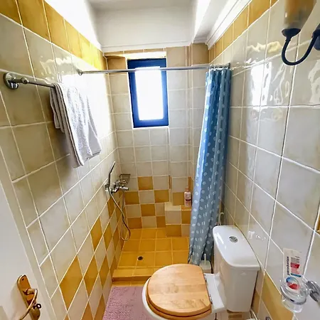 Maisonette By The Sea 度假居