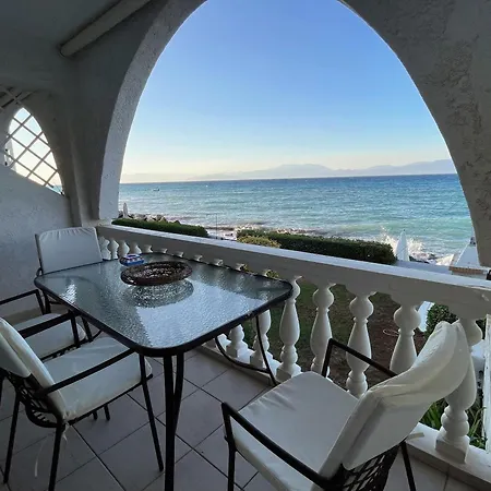 Maisonette By The Sea Melíssion