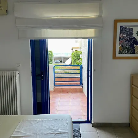 Maisonette By The Sea Melíssion