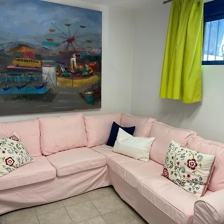 Maisonette By The Sea * 梅里逊