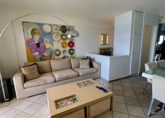 Maisonette By The Sea Casa de Férias