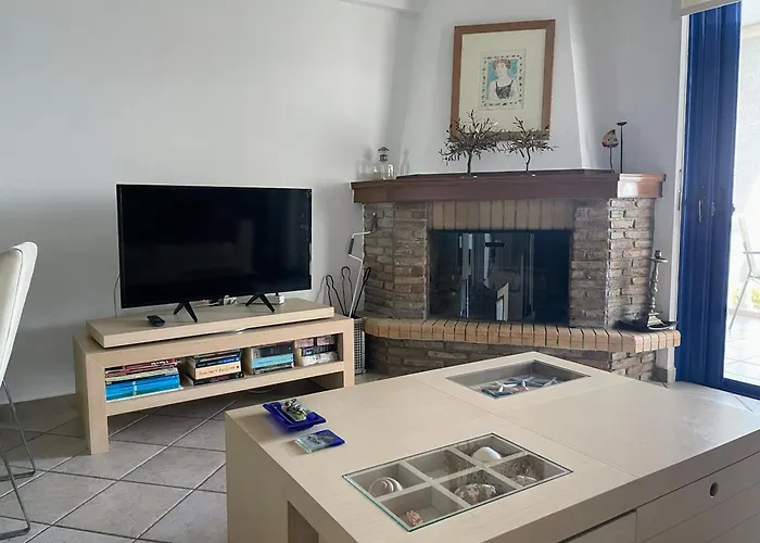 Maisonette By The Sea Tatil Evi Melíssion