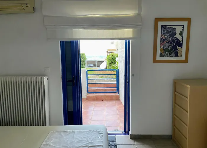 Maisonette By The Sea Melíssion